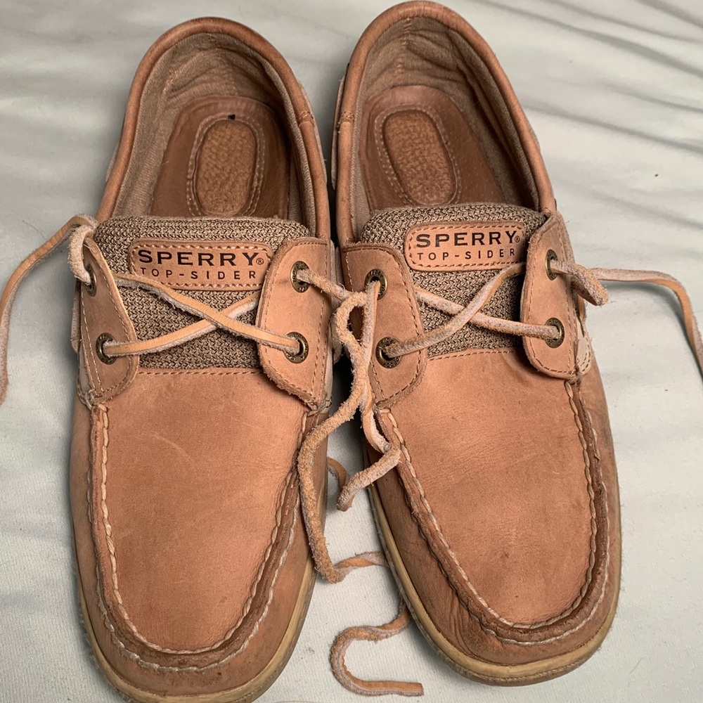 Sperrys Slipons